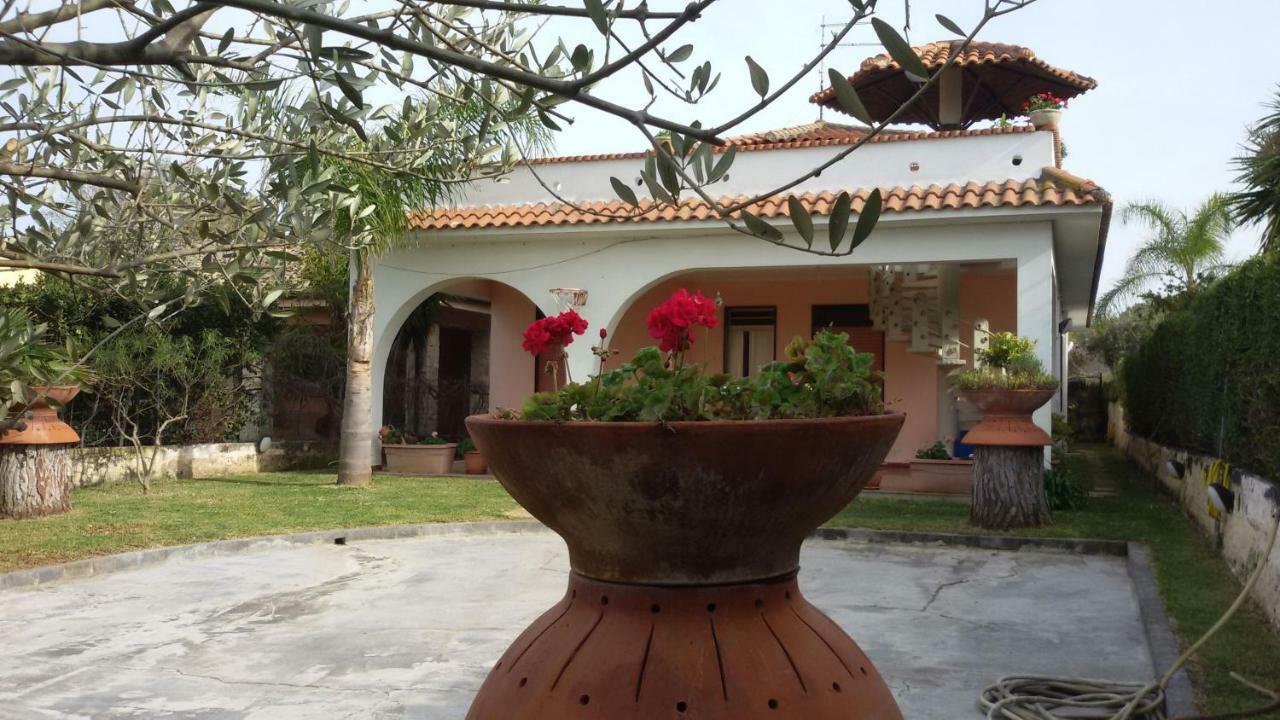 Casammare Villa Agnone Bagni Buitenkant foto