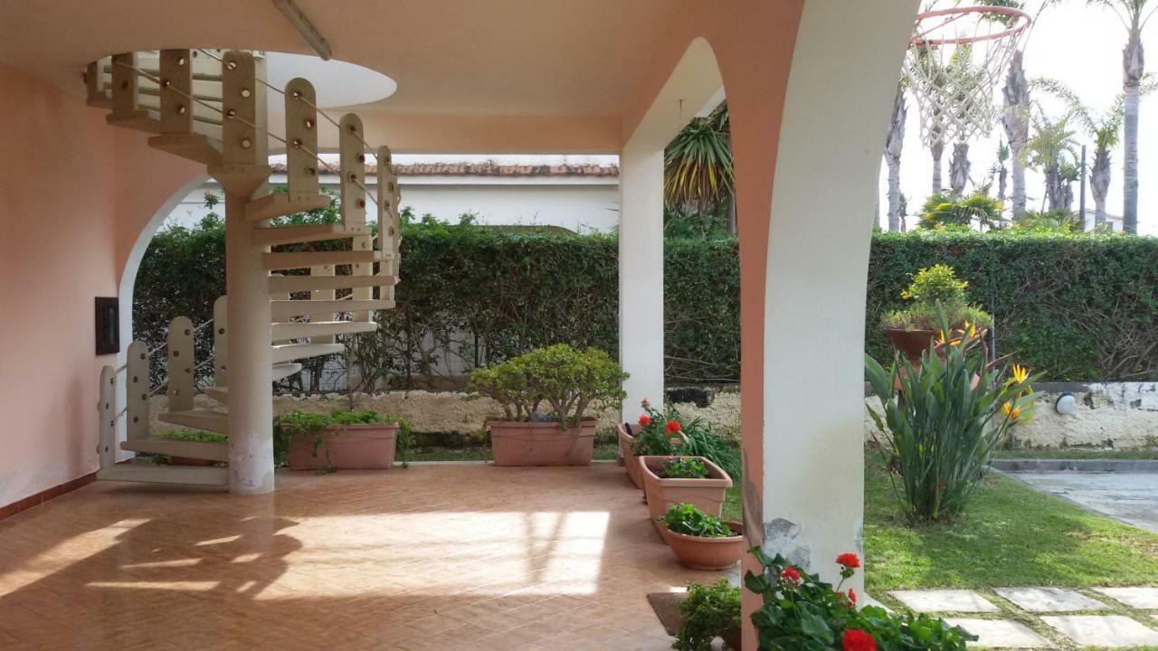 Casammare Villa Agnone Bagni Buitenkant foto
